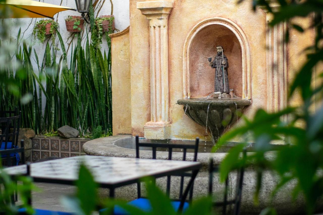 Hotel La Villa Serena 危地马拉安地瓜 外观 照片