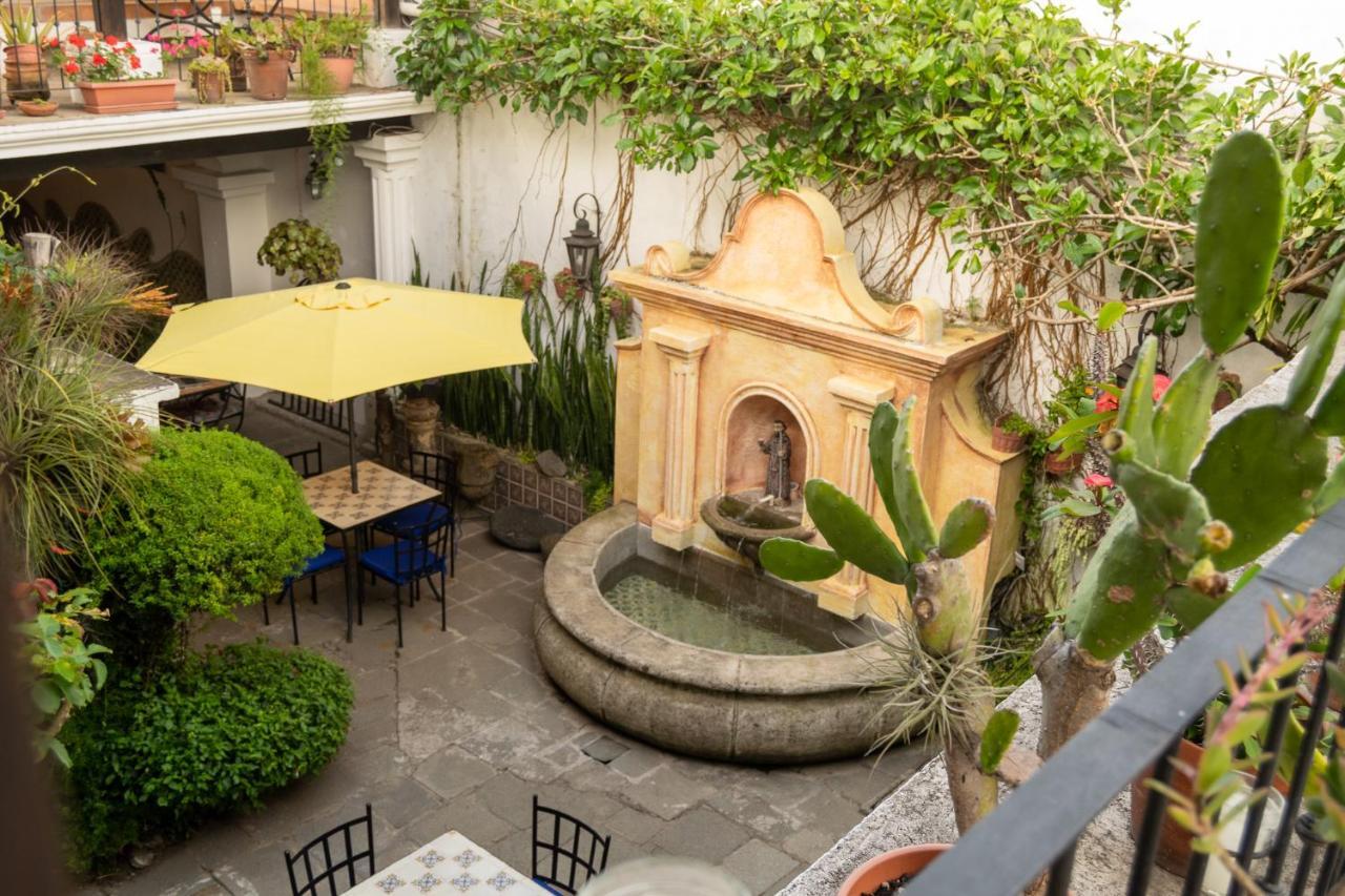 Hotel La Villa Serena 危地马拉安地瓜 外观 照片