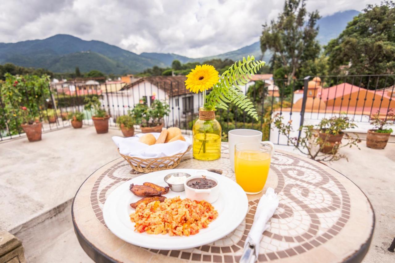 Hotel La Villa Serena 危地马拉安地瓜 外观 照片